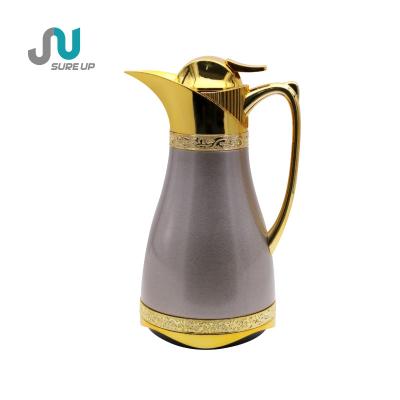 China 1.0L Viable Gold Chrome Arabic Coffee Vacuum Carafe Flask Metal Body With Glass Liner Inside Coffee Pot for sale