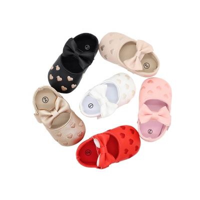 China Foreign trade heart-shaped Korean version of new baby toddler shoes princess light butterfly baby shoes style soft-soled for sale