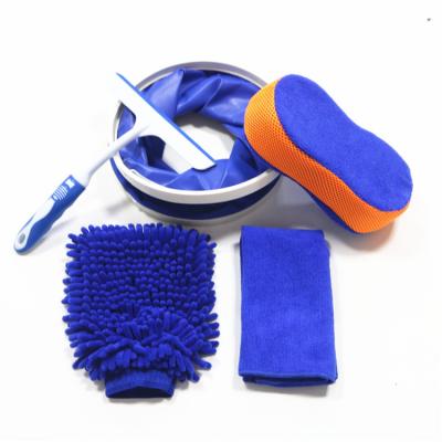 China Heavy Duty Portable Folding Dirt Car Wash Bucket Car Window Water Scraper Car Wash Glove for sale