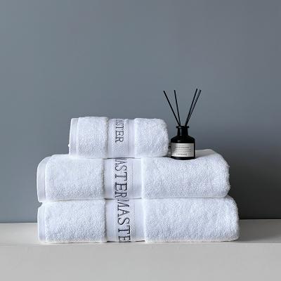 China Viable Wholesale White Cotton Towel Sets Luxury Hotel Towels 100% White Hotel Towel Sets For Hotels for sale