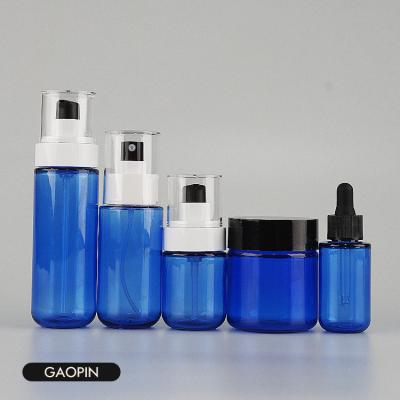 China Spray Bottle 25ml 30ml 50ml 80ml 100ml Luxury Clear Blue Plastic Spray Bottle PET Plastic Bottle for sale