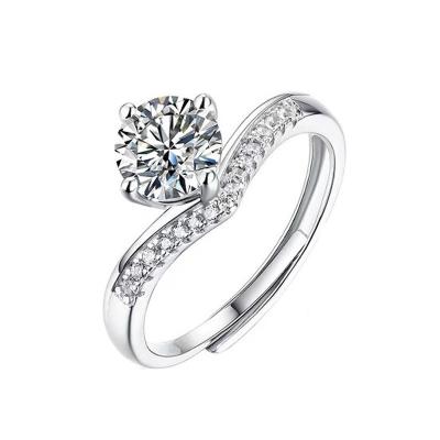 China Romantic Engagement Ring Fashion Open Ring 925 Sterling Silver V-shape Love Crown Moissanite Ring for sale