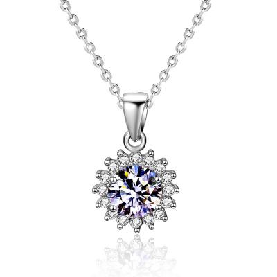 China Romantic Europe and America 925 Sterling Silver Sunflower Necklace For Women Moissanite Silver Flower Clavicle Necklace 925 Dangle for sale