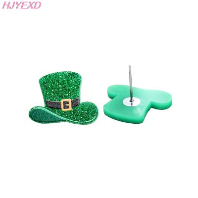 China ERS302ST067 (1pair) TRENDY acrylic earrings dangle green glitter hat St Patricks UV acrylic earrings for sale