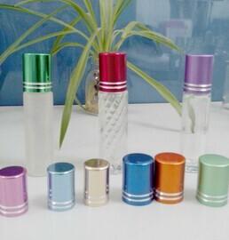 China Cosmetic glass bottle Roll-On Bottles for sale