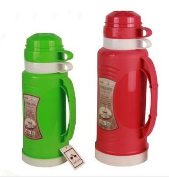 China 1.0L capacity plastic thermos vacuum flasks for sale