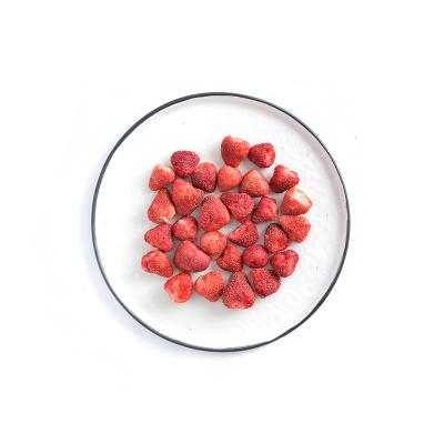 China No Fried Organic Chinese Fruit Dehydrated Freeze Dried Strawberries for sale