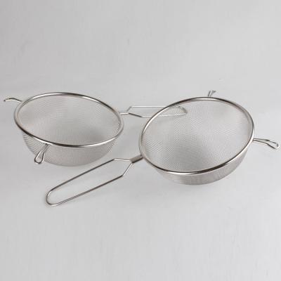 China Restaurant.Home.Coffee Sieve Wire Mesh Strainer Stainless Steel Metal Instrument Flour Powder Frying Sieve With Sturdy Handle for sale