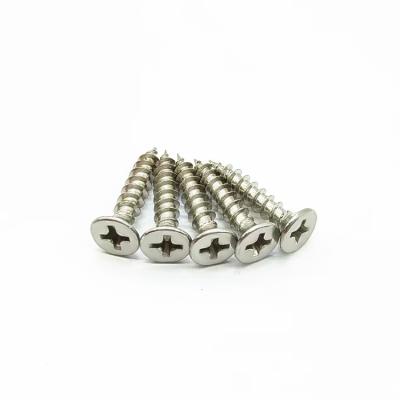 China China High Quality M3.0-m6.0 Diameter Zinc Plated Pozi Drive Countersunk Chipboard Screws zu verkaufen