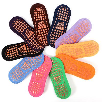 China Wholesale QUICK DRY Adults Kids Yoga Jumping Trampoline Custom Sports Grip Non Slip Socks For Parent And Kids for sale