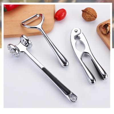 China Sustainable Premium Kitchen Utensils Set Zinc Alloy Meat Tenderizer / Vegetable Peeler Knife / Walnut Clip for sale