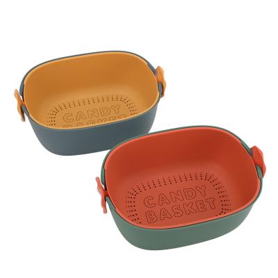 China Viable Nordic Style Kitchen Plastic LATTLIV Handle Colander Square Strainer and Bowl Set for Washing Fruits and Vegetables for sale