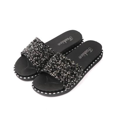 China 2020 Fashion Trend Student News Anti-skid Rhinestone Women Sandals Beach Sandals Shape Glitter Glit Lady Slippers Summer for sale