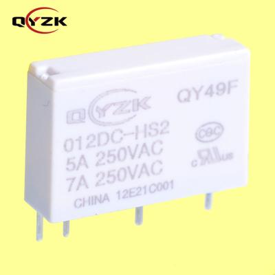 中国 12V DC Sealed SPST-NO 5AMP 250VAC 7A 250VAC 4 Pin 0.12W Alternative to HF49F Sealed Mini Relay PCB Control Board Frequency Converter 販売のため