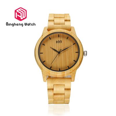 Chine Les montres favorables à l'environnement uniques, style en bois de bois d'ébène observe le cadran de 44.5mm à vendre