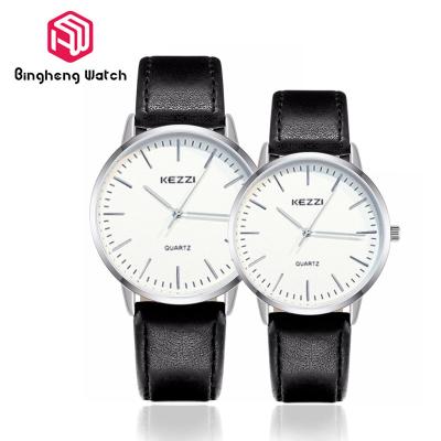 China Reloj de lujo casual de la trampa de cuero, prenda impermeable de la barra del reloj 3 de la mano de los pares del amante en venta