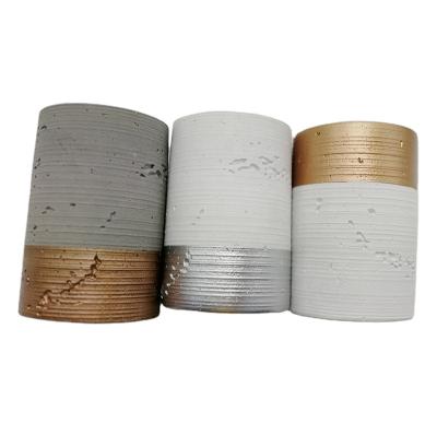 China New Sustainable European Luxury Modern Industrial Style Concrete Cement Gold Textured Tumbler for sale