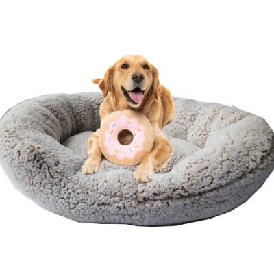 China Manufacturer Wholesale 2021 Pet Supplies Dog House Comfortable Warm Fluffy Pet Bed for sale