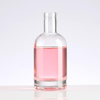 China Mini Empty Glass Beverage Wine Bottle 200ml Glass Bottle for sale