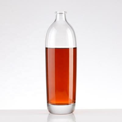 China 500ml 700ml 1000ml Liquor Glass Bottle Liquor Glass Bottle Transparent Empty Vodka Brandy Tequila Whiskey Glass Bottle for sale