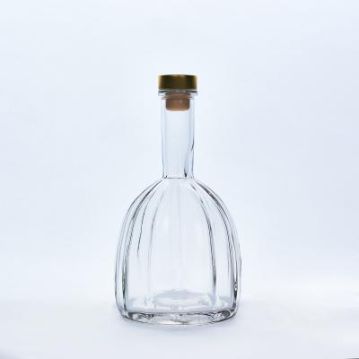 China Bordeaux Wines Custom Wholesale Wine Glass Bottle 500ml Whiskey Square Vodka Bottle for sale