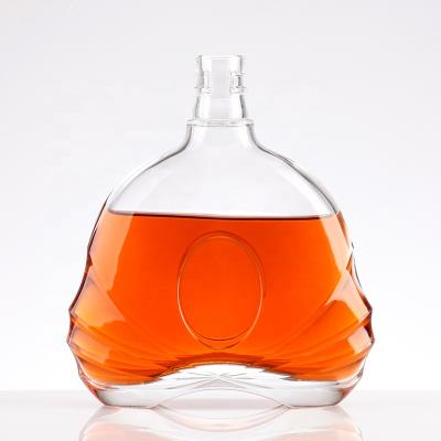 China Simple And Fashionable Liquor 700ml Brandy XO Glass Bottle Glass Bottle for sale