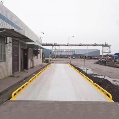 China Q235 200t 200 Ton Truck Scale 3.3*30m Weighbridge For Ladder for sale