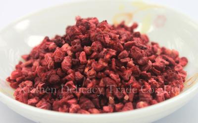 Chine Le volume lyophilisé de granules de fruits lyophilisé par morceaux de framboise dans la cuisson à vendre