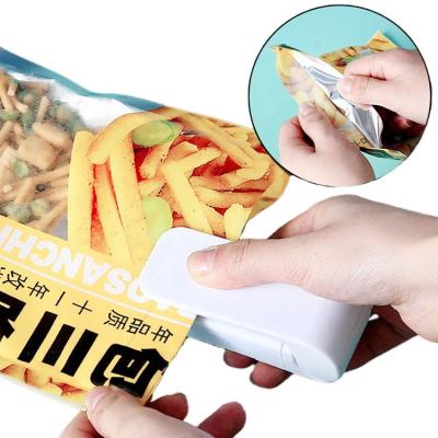 China Highly reliable and long lasting Mini Heat Bag Sealing Machine Package Sealer Bags Thermal Plastic Food Bag Closure Portable Sealer Packing Kitchen Accessories for sale