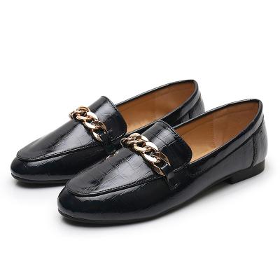 China RTS Flat Wholesale Chain Loafer Luxury Slip On Casual Dress Women Office Shoes Flat Loafers for sale