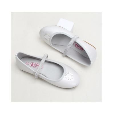 China Round Hot Selling Girls Fashion Kids Shoes Kids Dancing Shoes for sale