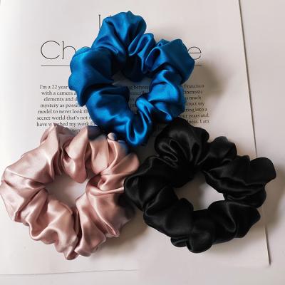 China Anti-Puffiness Real Mulbery Mulbery Hair Ties Womensilk Natural Elastic 100% Silk Hair Scrunchies For Ponytail Holder for sale