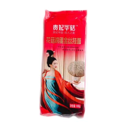 China 900g Low Fat Making Fast Food Bulk Chinese Noodle Supplier 3-5 Minutes Non-Fried Healthy Hot Noodles Shiitake Mushroom Noodles for sale