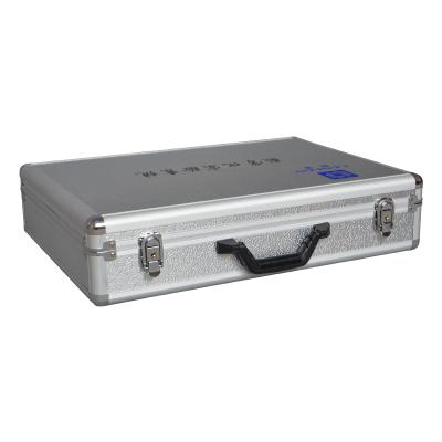 China Easy Care Custom Aluminum Case Padded Silver Engineered Aluminum Case Case For Test Equipment for sale