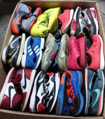 China High grade used sport shoe popular sports canvas casual original used shoes in cheap used balls clothing export for sale