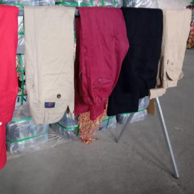 China High grade second-hand clothing plus size women and men used clothing second-hand shorts high quality low price for sale