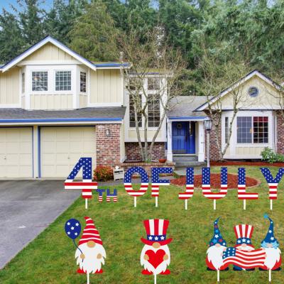 China Factory Price Waterproof And Environmentally Friendly 4th Of July Yard Sign Independence Day Outdoor Lawn Decorations With Stakes for sale