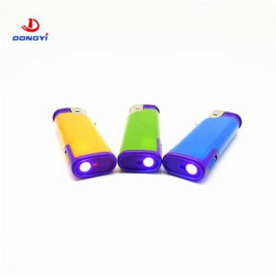 China Tocha DY-F003 com lâmpada LED Turbo Flame Butano Gas Elétrico Windproof Lighter à venda