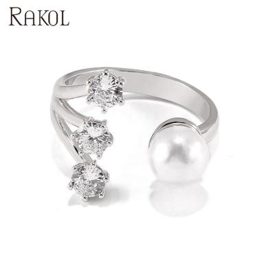 China CLASSIC 2021 RAKOL Engagement Zircon Ring Pearl Fashion Jewelry RP2184 for sale