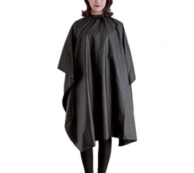 China eco-friendly biodegradable hairdressing cape, hairdresser cape, biodegradable hair salon capes for sale