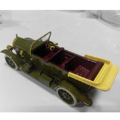 China Europe A Series Of Colorful Resin Model Car With Acrylic Display Box for sale