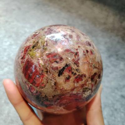 China Home Decor Wholesale High Quality Natural Hand Cut Polished Crystal Ball Healing Blood Stone Spheres Of Blood Gemstone For Decoration for sale