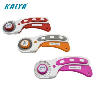 China Safe And Beautiful RTS Rotary Cutter Push Button Stitching Blade 45mm for sale