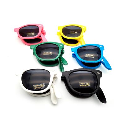 China Wholesale Custom Fashion Sunglasses DLC9005 DL Glass Logo Sunglasses Brand Promotional Gifts Retro Folding Sunglasses Multicolor Glass Optional for sale