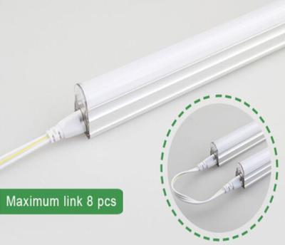 Chine Remplacement lumières de tube de 18 watts 4Ft T5 LED, couverture laiteuse 7000K à vendre