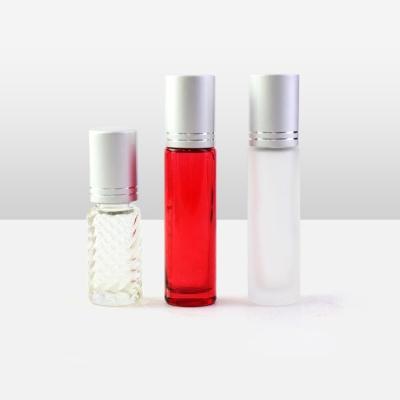 China Cosmetic hot sale! ! Essential Oil Container 10ml 15ml 20ml Thick Clear Amber Glass Wall Roll On Bottle With Steel Trackball for sale