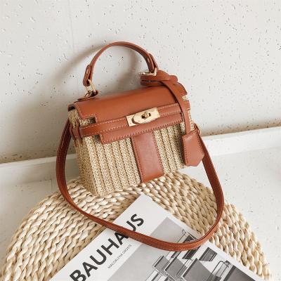 China Popular one-shoulder fashion wild woven handbags messenger bag handbags 2021 summer fashion straw woven bag new for sale