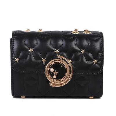 China 2020 New Female Small Bag Messenger Bag Wholesale Fashionable Chain Bag Polyester Factory Bag Korean Version Of Wild Simple Small Square Bag for sale