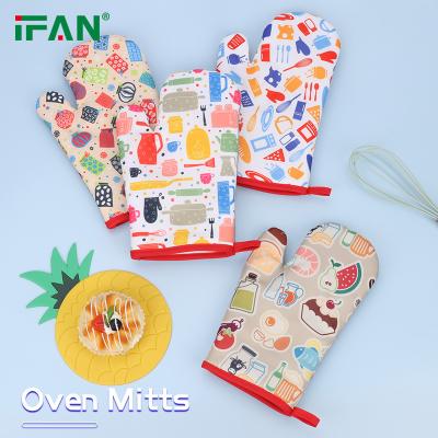 China Printed 2023 Hot Selling Cotton Oven Mitts Fashionable Thick Oven Heat Resistant Gloves For Baking for sale