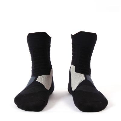 China China factories high quality custom made black elite socks man thongs summer,running,basketball,cycling,fitness for sale